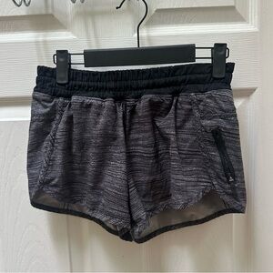 Lululemon Tracker Short IV 4-way Stretch 4" black gray 4 athletic shorts